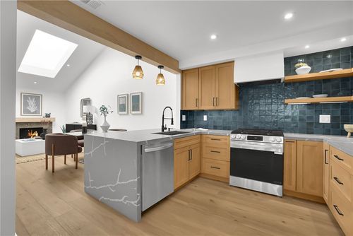 28-64 Sandpiper, Irvine, CA, 92604-3669 | Card Image