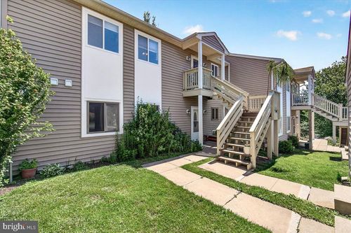 102b-10269 White Pelican Way, NEW MARKET, MD, 21774-2911 | Card Image
