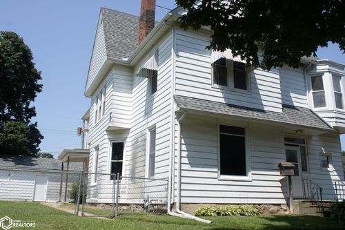1601 S Central Ave, Burlington, IA, 52601-3728 | Card Image