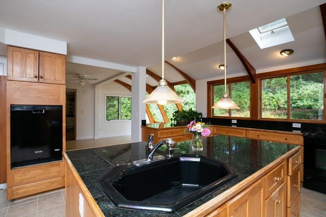 59 Dodges Row, House other with 3 bedrooms, 3 bathrooms and 6 parking in Wenham MA | Image 13