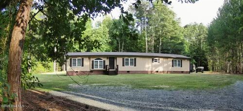 206 Tierra Ln, West End, NC, 27376-9054 | Card Image