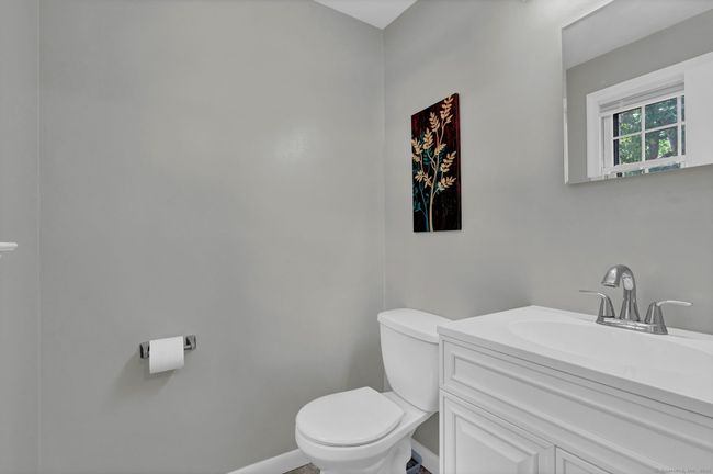 141 - 141 Spring St, Condo with 2 bedrooms, 2 bathrooms and 2 parking in Wethersfield CT | Image 17