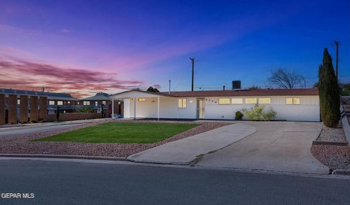 4228 Darwood Dr, El Paso, TX, 79902-1407 | Card Image