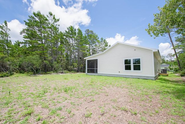 1722 Landing St, House other with 3 bedrooms, 2 bathrooms and 3 parking in Carrabelle FL | Image 8