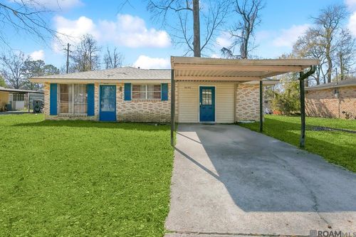 9490 Dabney Dr, Denham Springs, LA, 70726-2246 | Card Image