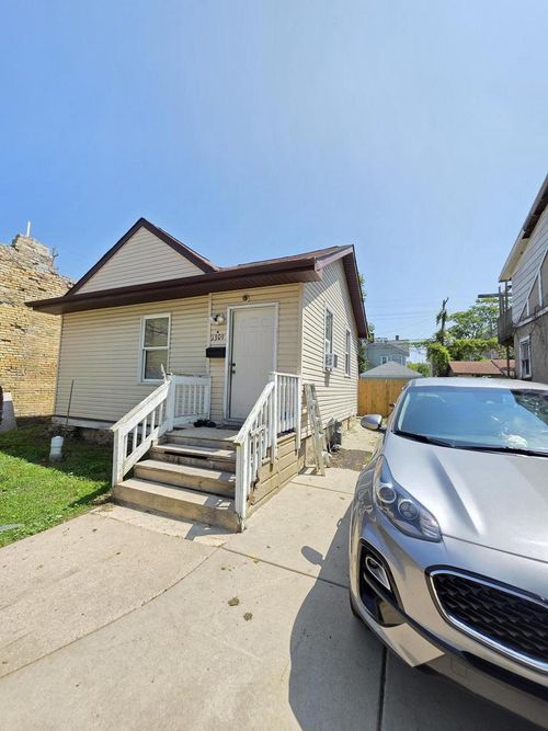 1309 Villa Street, RACINE, WI, 53403 | Card Image
