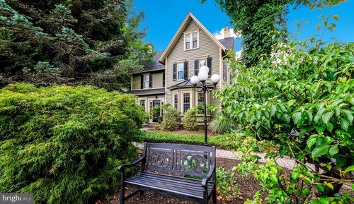 45 E Butler Ave, New Britain, PA, 18901-5257 | Card Image