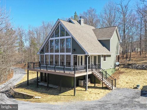 2803 Cheyennes Trl, GERRARDSTOWN, WV, 25420-4413 | Card Image