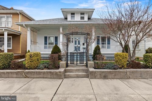 1557 Stanton St, YORK, PA, 17404-5326 | Card Image