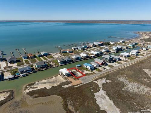 153 Starfish Dr, Rockport, TX, 78382-9358 | Card Image