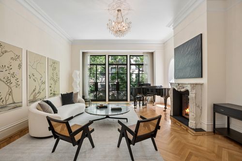 111 E 81st St, New York, NY, 10028-1461 | Card Image