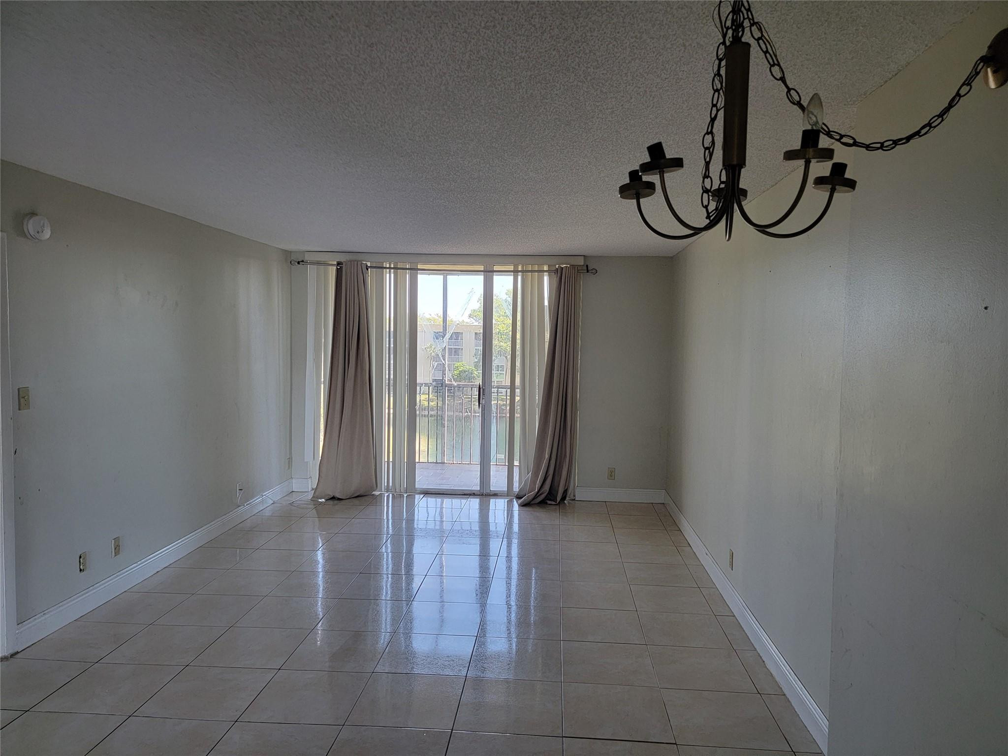 Residential in Lauderdale Lakes 4