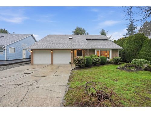 6498 131a St, Surrey, BC, V3W7P4 | Card Image