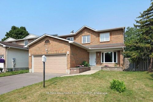 36 Drainie Dr, Kanata, ON, K2L3J9 | Card Image