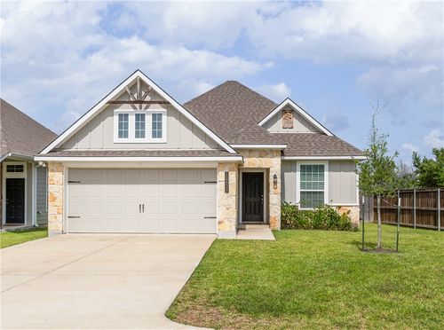 10639 Natural Pond Rd, Bryan, TX, 77845-2707 | Card Image