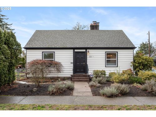 2705 Se 67th Ave, Portland, OR, 97206-1220 | Card Image