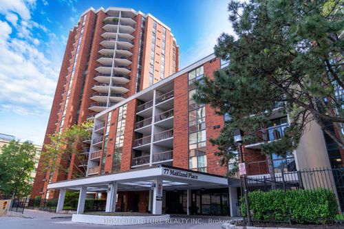1004-77 Maitland Pl, Toronto, ON, M4Y2V6 | Card Image