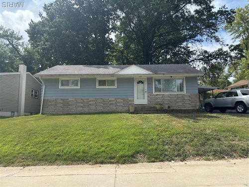 801 Elsworth Pl, Ferguson, MO, 63135-3127 | Card Image