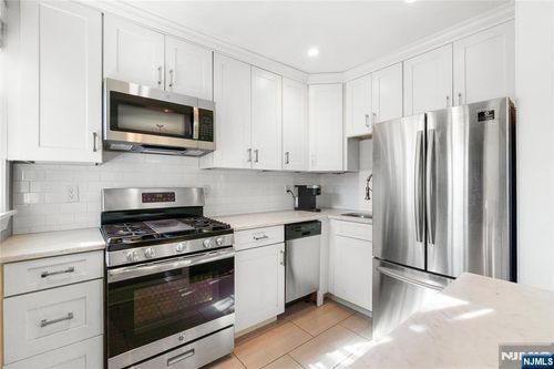 36A Meadowbrook Pl, Maplewood, NJ, 07040-1965 | Card Image