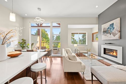 209-13585 16 Ave, Surrey, BC, V4A1P6 | Card Image