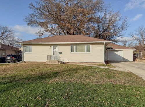 2410 18th Ave N, Fort Dodge, IA, 50501-7805 | Card Image