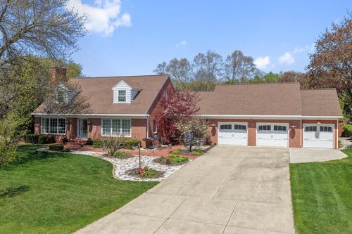 240 Arbor Lane, ALLOUEZ, WI, 54301 | Card Image
