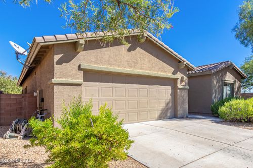 7104 W Amber Burst Court, Tucson, AZ, 85743 | Card Image