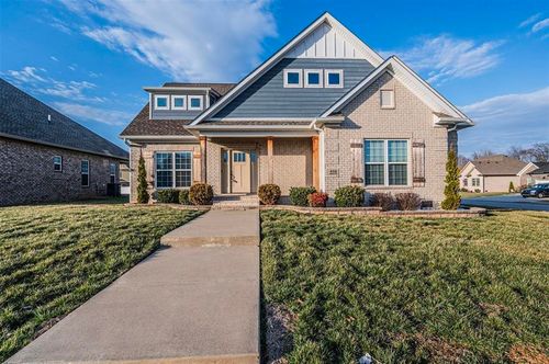 456 Adalynn Cir, Bowling Green, KY, 42104-0001 | Card Image