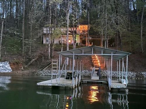 136 Highland Ct, Martin, GA, 30557-4942 | Card Image
