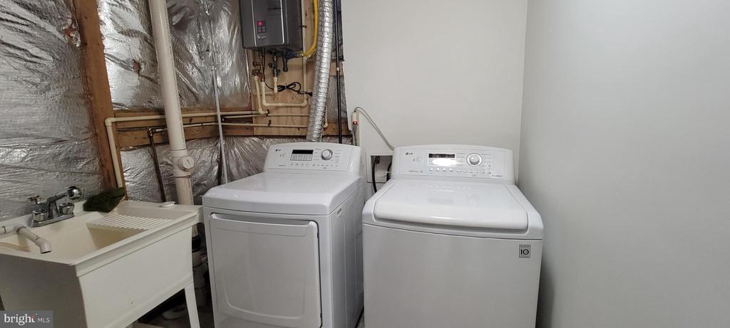 Residential Lease in DUMFRIES 2