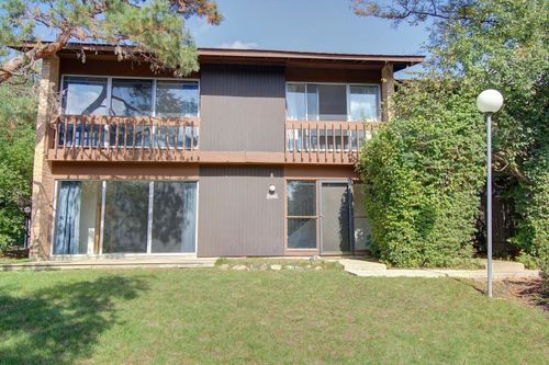 5946 Greenview Rd, Lisle, IL, 60532-2904 | Card Image