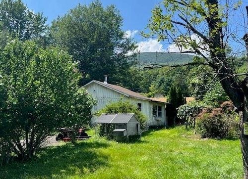 244 Upper Samsonville Rd, Olivebridge, NY, 12461-5122 | Card Image