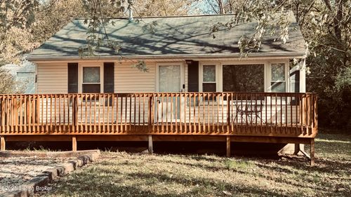 102 Severns St, Elizabethtown, KY, 42701-9304 | Card Image