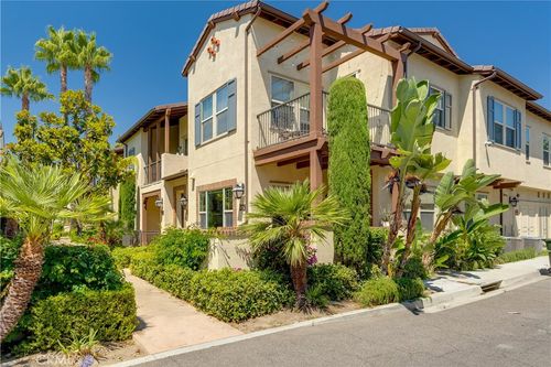 514 S Melrose St, Anaheim, CA, 92805 | Card Image