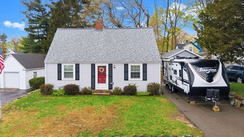 186 W Harvard St, Brockton, MA, 02301 | Card Image
