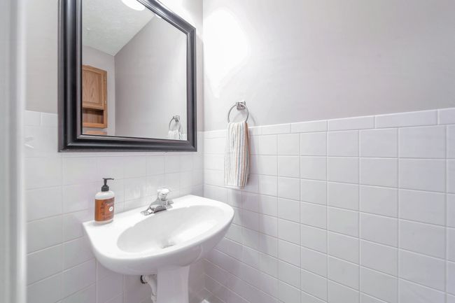 Half Bath on 1st floor | Image 8