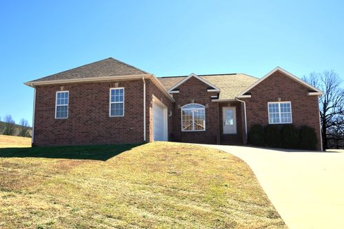 205 Hillcrest Dr, Berryville, AR, 72616-8819 | Card Image