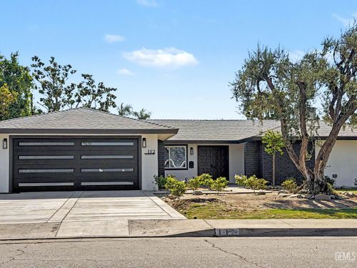 112 Angell St, Bakersfield, CA, 93309-1907 | Card Image