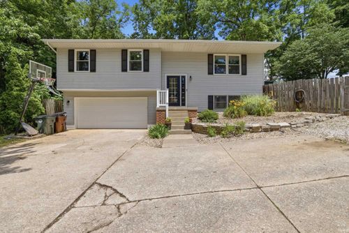 4078 N Brookwood Dr, Bloomington, IN, 47404-9602 | Card Image