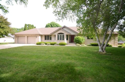 1670 Turtle Mound Ln, Whitewater, WI, 53190-1560 | Card Image