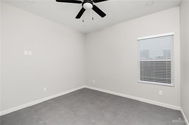 APT-2 - 3300 Frio Ave, Condo with 2 bedrooms, 2 bathrooms and 2 parking in McAllen TX | Image 5