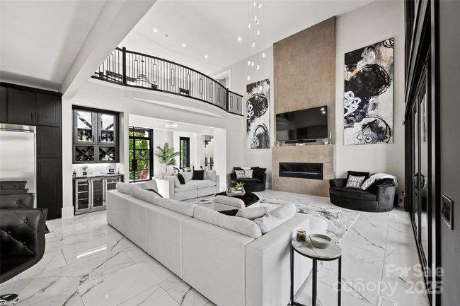 385 Squirrel Ln, House other with 5 bedrooms, 8 bathrooms and null parking in Lake Wylie SC | Image 7