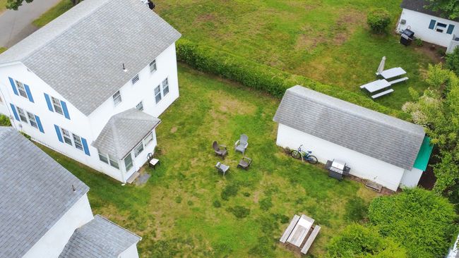 31 Meriden Road, House other with 4 bedrooms, 2 bathrooms and 3 parking in Old Lyme CT | Image 24