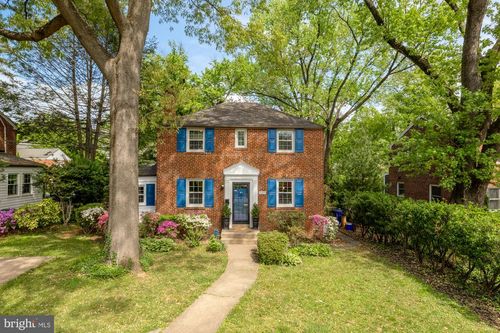 9409 Woodland Dr, SILVER SPRING, MD, 20910-1451 | Card Image