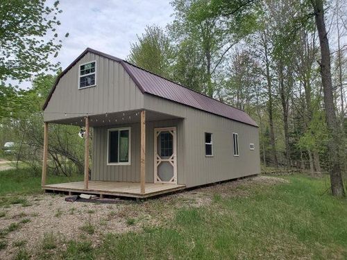 44 Rolling Hills Dr, West Branch, MI, 48661-8434 | Card Image