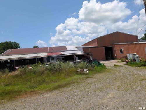 340 Dameron Ln, Vienna, IL, 62995-2647 | Card Image