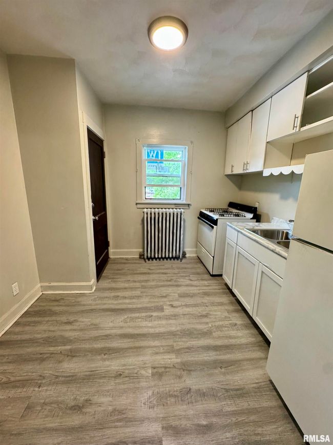 APT-4 - 1622 Washington St, Condo with 1 bedrooms, 1 bathrooms and null parking in Davenport IA | Image 9