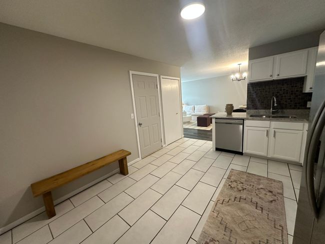 1194 Highpoint Curv, Townhouse with 3 bedrooms, 2 bathrooms and null parking in Shakopee MN | Image 7