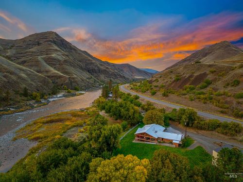 13706 Hwy Highway 95 S, White Bird, ID, 83554-5034 | Card Image