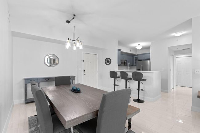 APT-217 - 802 W Windward Way, Condo with 3 bedrooms, 2 bathrooms and null parking in Lantana FL | Image 9